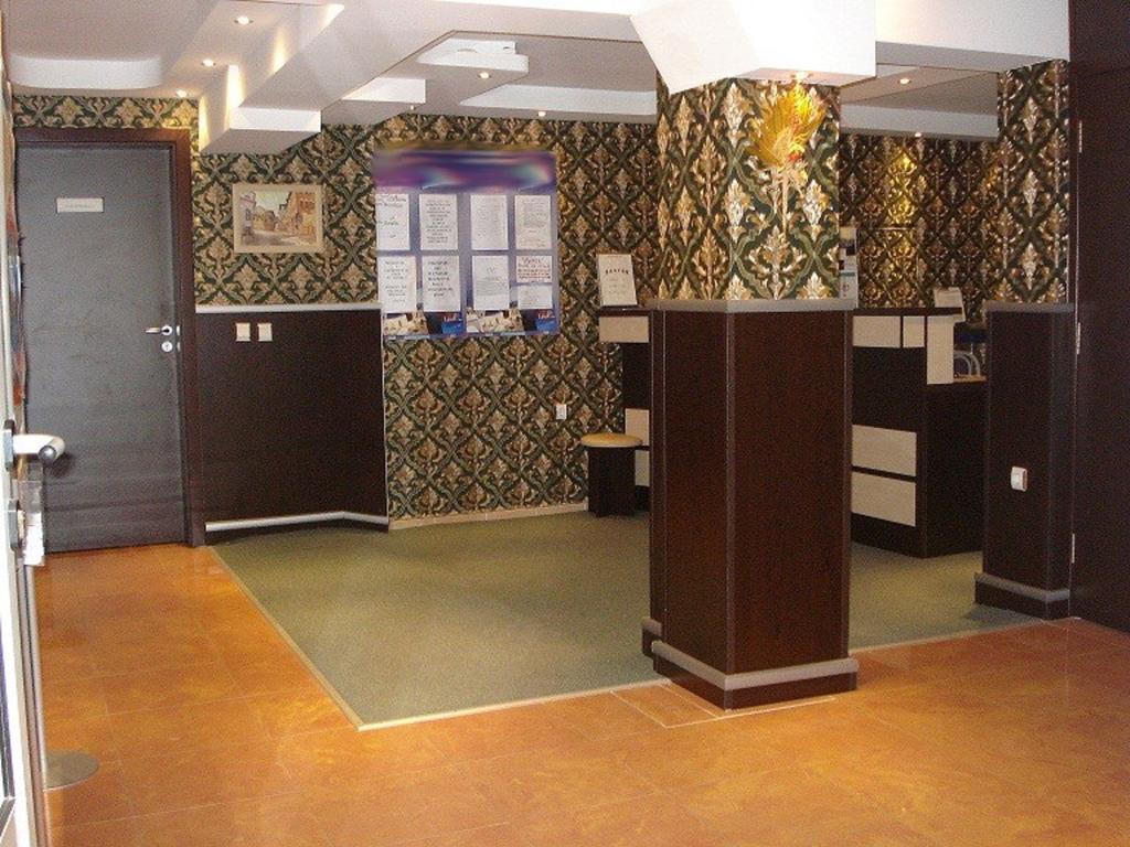 Elvira Hotel 拉夫达 外观 照片